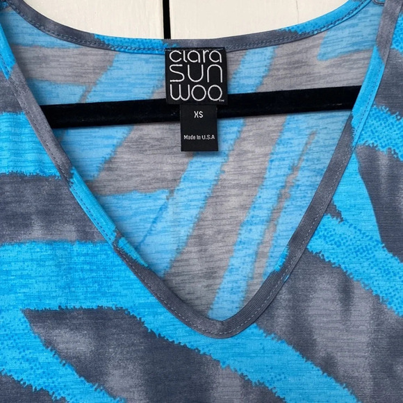 Clara Sun Woo Printed Blue Gray Cold Shoulder Open Cutout Shoulders Blouse Zebra - Picture 3 of 8